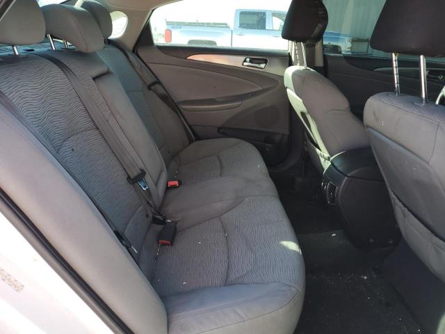 Photo 10 from auction – 2011 HYUNDAI SONATA HYB with VIN KMHEC4A48BA005459