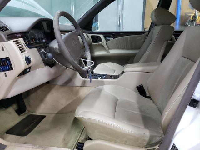 Photo 7 from auction – 1997 MERCEDES-BENZ E 320 with VIN WDBJF55FXVA365248