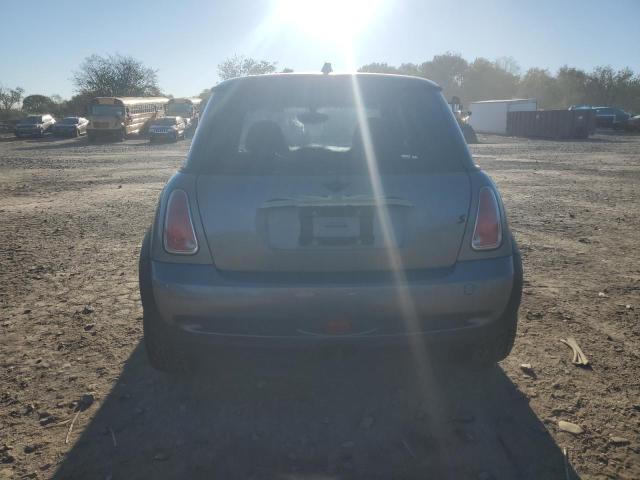 Photo 6 from auction – 2006 MINI COOPER S with VIN WMWRE33546TN27125