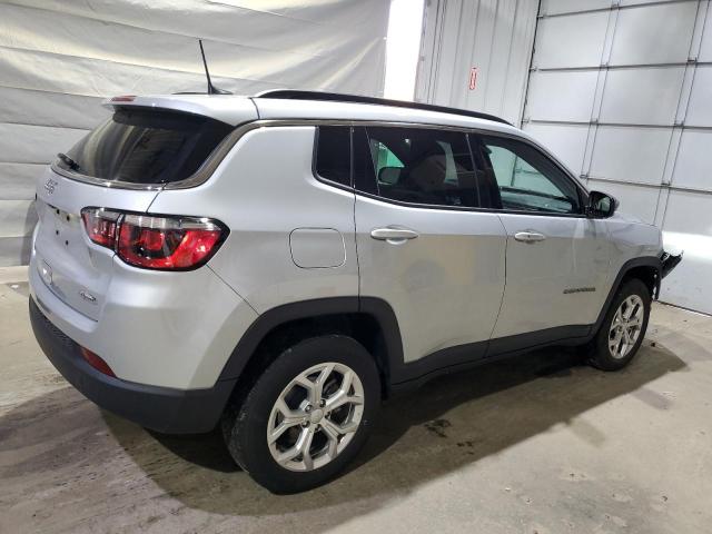 Photo 3 from auction – 2024 JEEP COMPASS LATITUDE with VIN 3C4NJDBN1RT170757