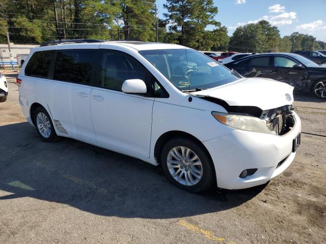 Photo 4 from auction – 2012 TOYOTA SIENNA XLE with VIN 5TDYK3DCXCS177482