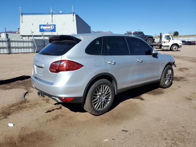 Photo 3 from auction – 2014 PORSCHE CAYENNE with VIN WP1AF2A23ELA38325