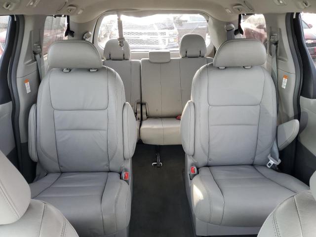 Photo 10 from auction – 2016 TOYOTA SIENNA XLE with VIN 5TDDK3DC4GS142649