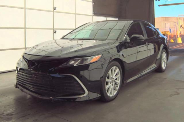 TOYOTA CAMRY LE 2022 with VIN 4T1C11AK5NU66085 - Photo from auction