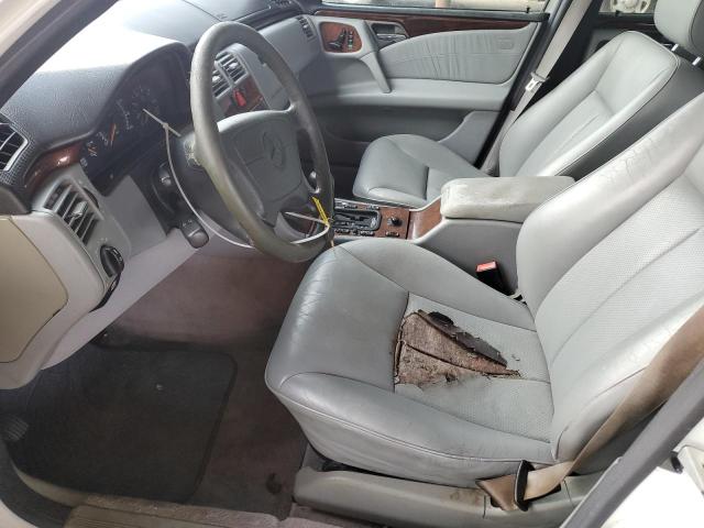 Photo 7 from auction – 1997 MERCEDES-BENZ E 320 with VIN WDBJF55F0VA401089