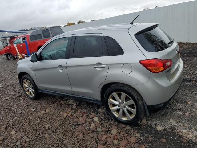 Photo 2 from auction – 2015 MITSUBISHI OUTLANDER with VIN 4A4AR3AW8FE052771