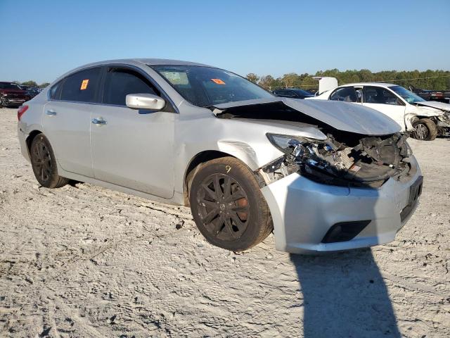 Photo 4 from auction – 2018 NISSAN ALTIMA 2.5 with VIN 1N4AL3AP2JC267963
