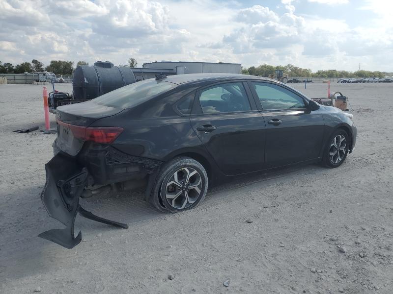 Photo 3 from auction – 2021 KIA FORTE FE with VIN 3KPF24AD2ME376354
