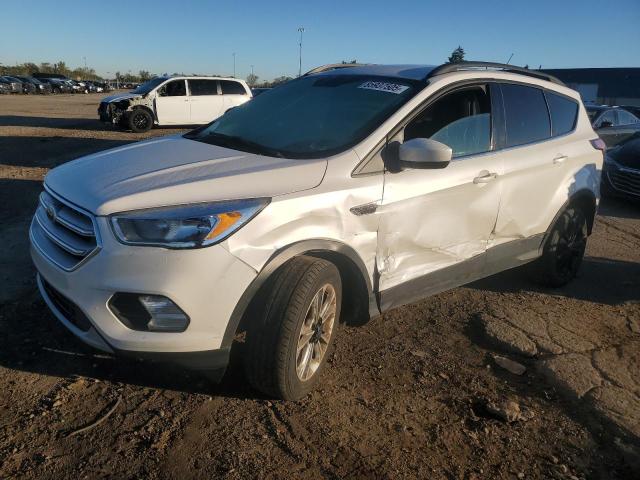 FORD ESCAPE SE 2018 with VIN 1FMCU9GD4JUD57413 - Photo from auction