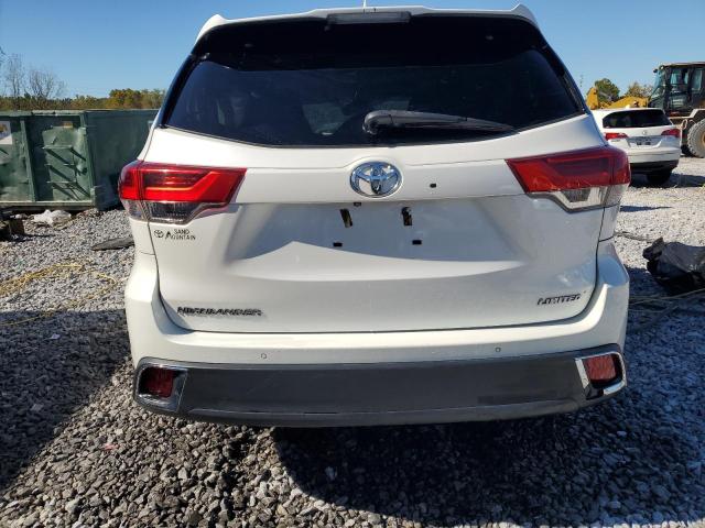 Photo 6 from auction – 2018 TOYOTA HIGHLANDER with VIN 5TDYZRFH5JS243375