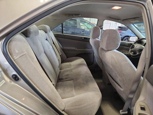 Photo 10 from auction – 2002 TOYOTA CAMRY LE with VIN 4T1BE32K22U113272