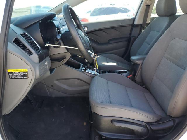 Photo 7 from auction – 2017 KIA FORTE LX with VIN 3KPFK4A78HE069920
