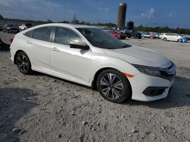 Photo 4 from auction – 2017 HONDA CIVIC EX with VIN 19XFC1F3XHE008022