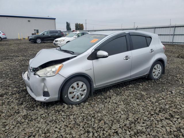 Photo 1 from auction – 2014 TOYOTA PRIUS C with VIN JTDKDTB38E1060115