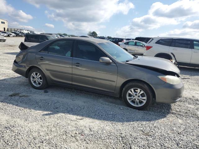 Photo 4 from auction – 2004 TOYOTA CAMRY with VIN 4T1BF30K64U568676