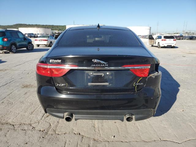 Photo 6 from auction – 2017 JAGUAR XF with VIN SAJBR4BV0HCY30293