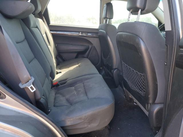 Photo 11 from auction – 2012 KIA SORENTO with VIN 5XYKT3A61CG302559