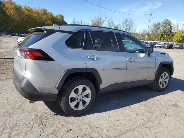 Photo 3 from auction – 2019 TOYOTA RAV4 LE with VIN 2T3F1RFV8KW061139