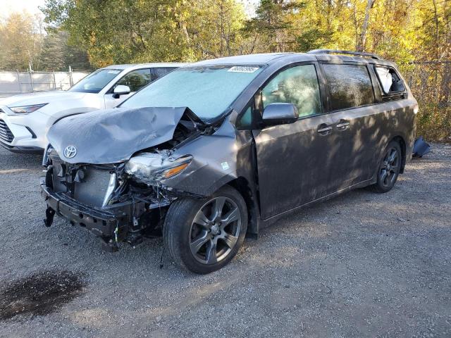 Photo 1 from auction – 2017 TOYOTA SIENNA SE with VIN 5TDXZ3DC2HS892481