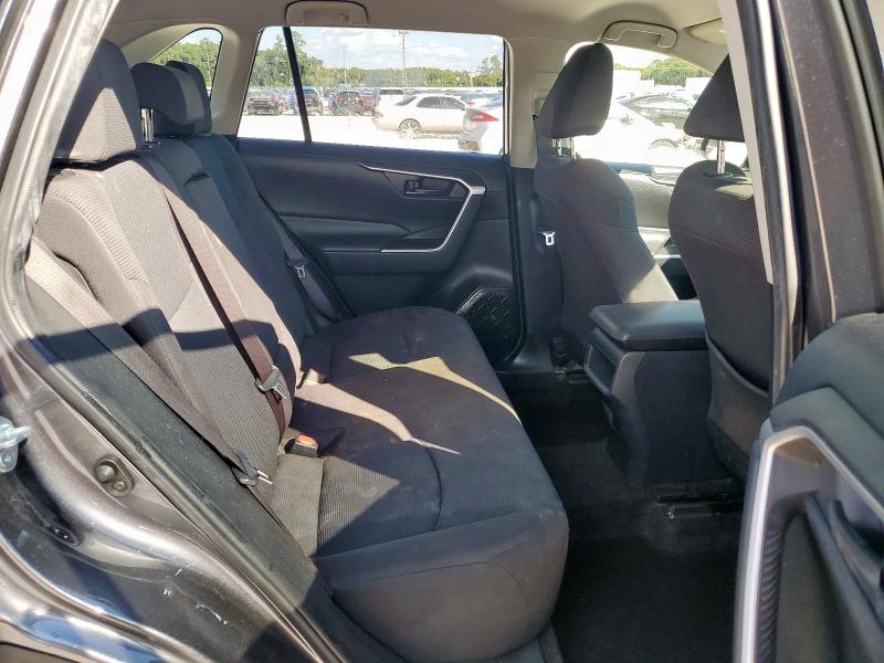 Photo 11 from auction – 2019 TOYOTA RAV4 LE with VIN JTMH1RFV2KD500356