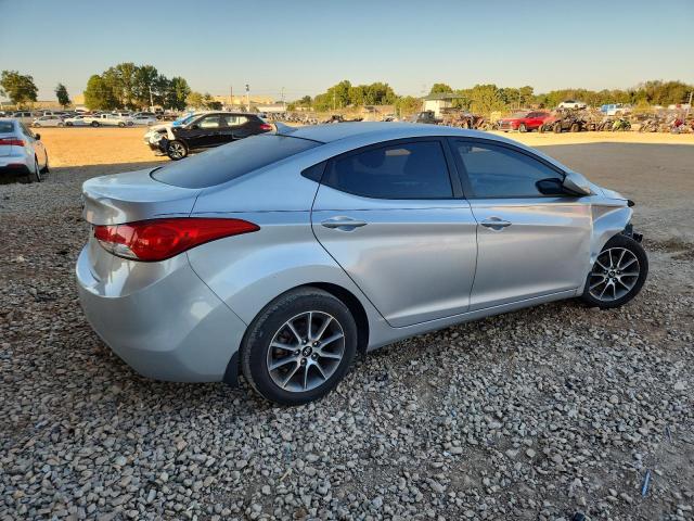 Photo 3 from auction – 2012 HYUNDAI ELANTRA GLS with VIN 5NPDH4AE5CH096159