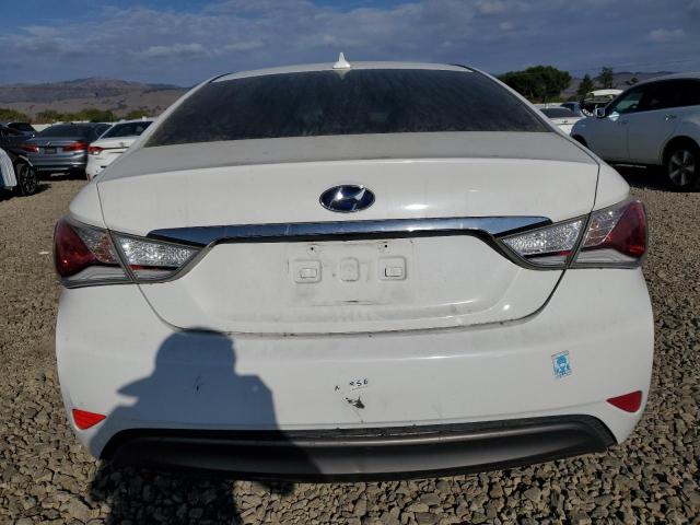 Photo 6 from auction – 2015 HYUNDAI SONATA HYB with VIN KMHEC4A47FA133049