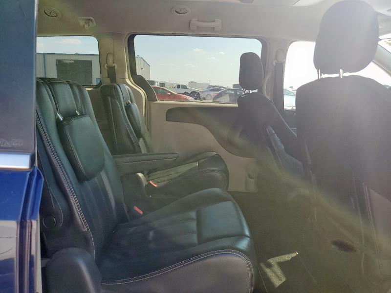 Photo 11 from auction – 2012 CHRYSLER TOWN & COU with VIN 2C4RC1BG5CR410530