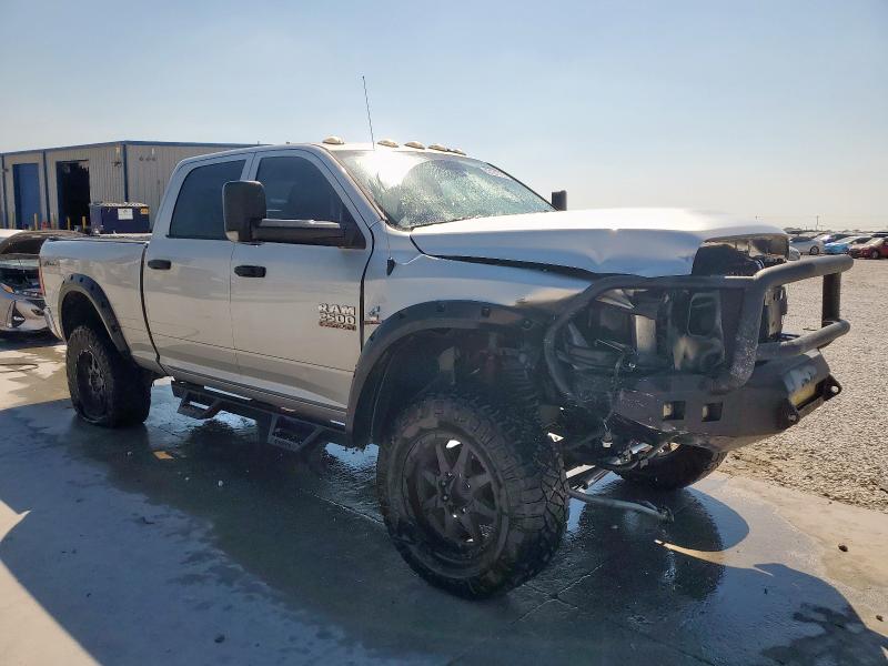 Photo 4 from auction – 2017 RAM 2500 ST with VIN 3C6UR5CL7HG720341