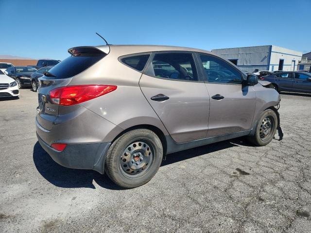 Photo 3 from auction – 2012 HYUNDAI TUCSON GL with VIN KM8JT3AB5CU339617