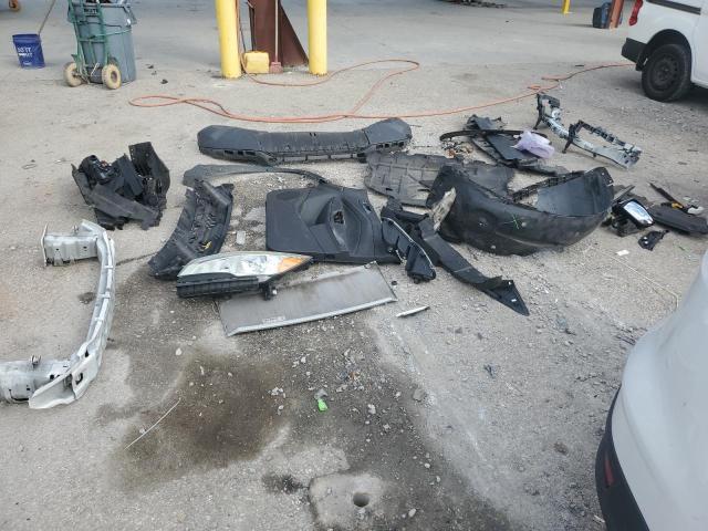 Photo 13 from auction – 2015 FORD ESCAPE SE with VIN 1FMCU0G77FUA11871