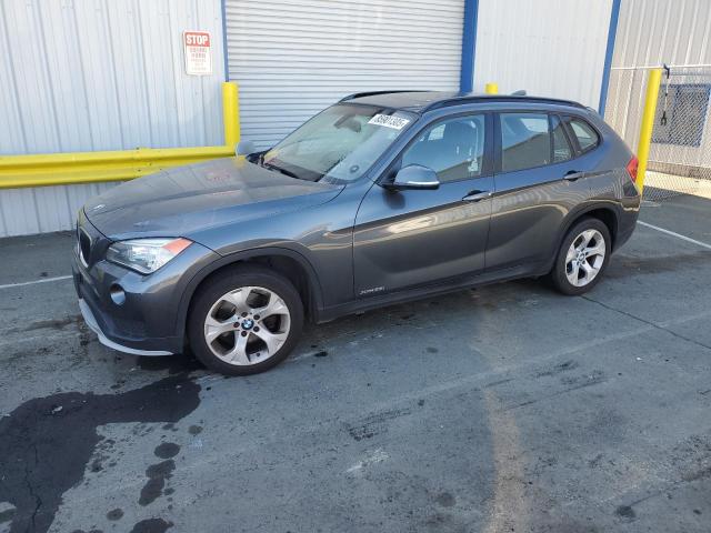 BMW X1 2015 مع رقم تعريف المركبة WBAVM1C58FV497878 - صورة من المزاد