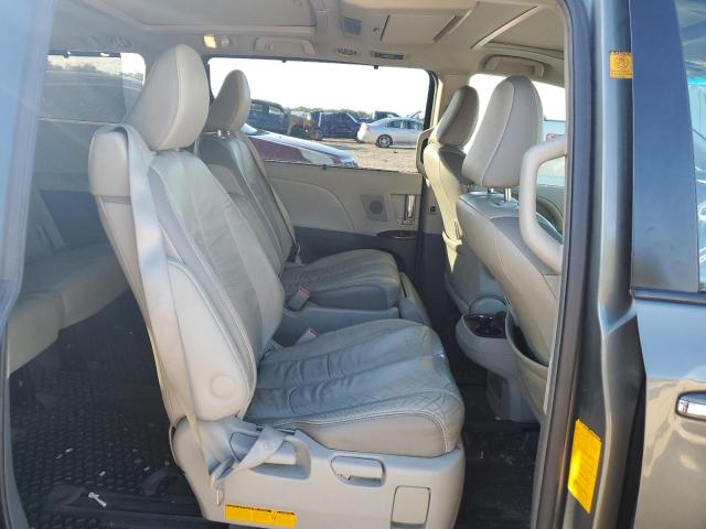 Photo 11 from auction – 2011 TOYOTA SIENNA XLE with VIN 5TDDK3DC8BS024578