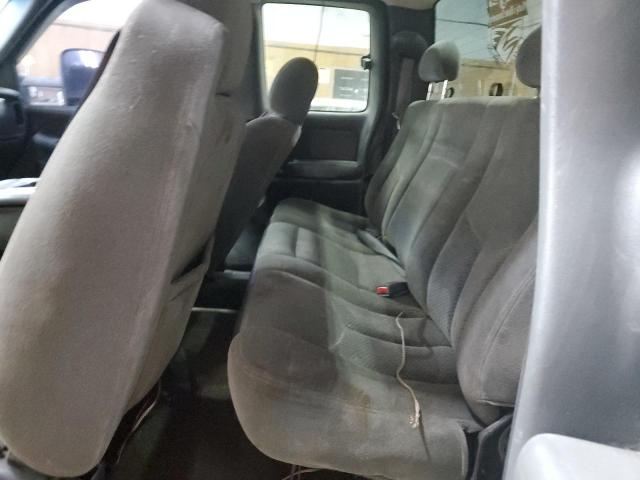 Photo 10 from auction – 2003 CHEVROLET SILVERADO with VIN 1GCHK29G73E153846