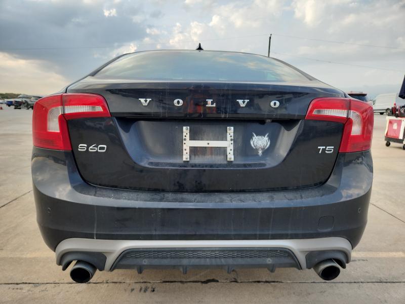 Photo 6 from auction – 2017 VOLVO S60 with VIN YV126MFL9H2439756