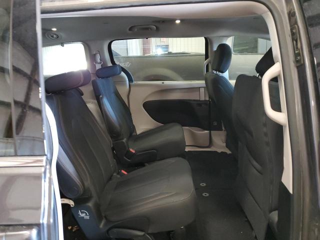 Photo 11 from auction – 2018 CHRYSLER PACIFICA with VIN 2C4RC1FG2JR355977