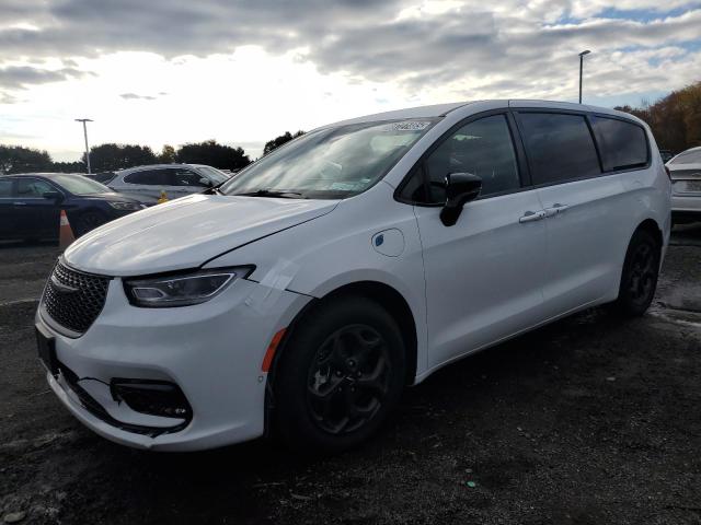 CHRYSLER PACIFICA H 2024 with VIN 2C4RC1S70RR160946 - Photo from auction