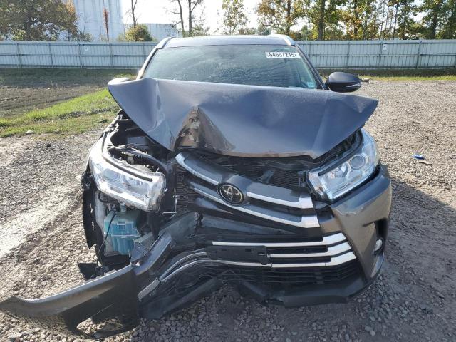 Photo 5 from auction – 2019 TOYOTA HIGHLANDER with VIN 5TDJZRFHXKS570292