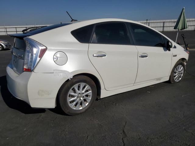 Photo 3 from auction – 2015 TOYOTA PRIUS PLUG with VIN JTDKN3DP0F3065411