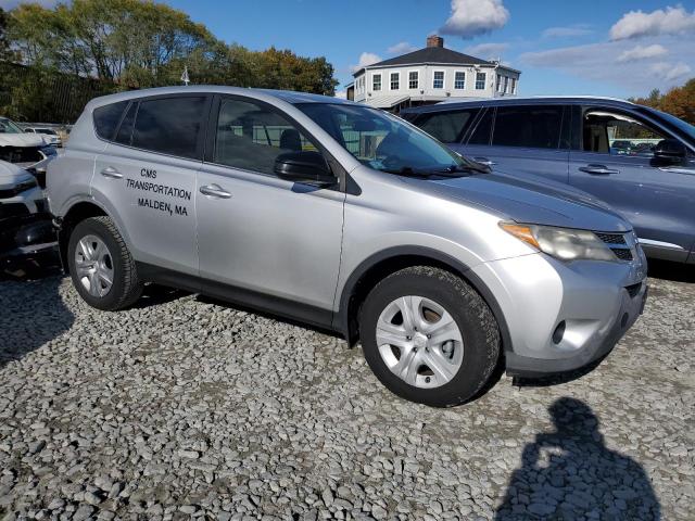 Photo 4 from auction – 2013 TOYOTA RAV4 LE with VIN JTMBFREV5D5013903