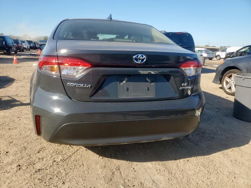 Photo 6 from auction – 2024 TOYOTA COROLLA with VIN JTDBCMFE2R3045883