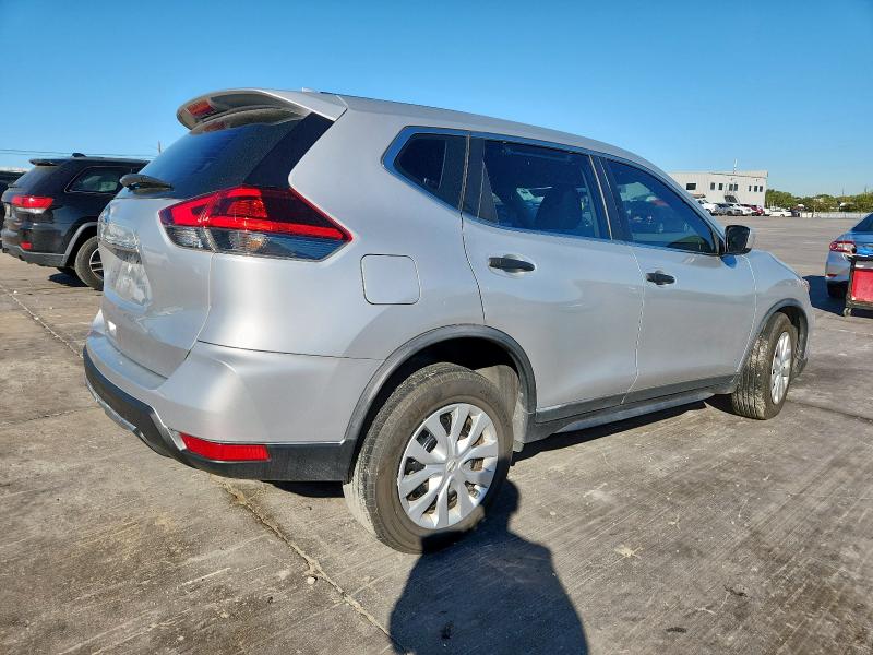 Photo 3 from auction – 2018 NISSAN ROGUE S with VIN KNMAT2MT0JP615541