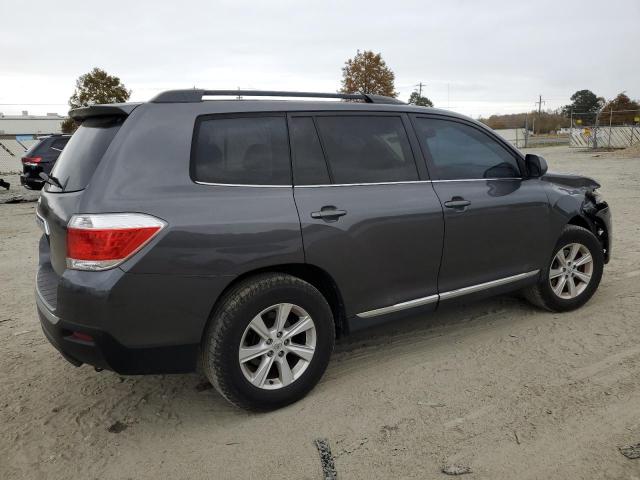 Photo 3 from auction – 2011 TOYOTA HIGHLANDER with VIN 5TDBK3EH9BS079493