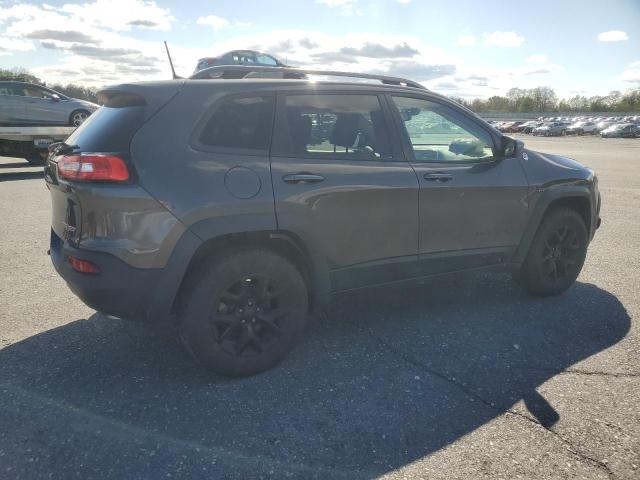 Photo 3 from auction – 2017 JEEP CHEROKEE TRAILHAWK with VIN 1C4PJMBS9HW621358