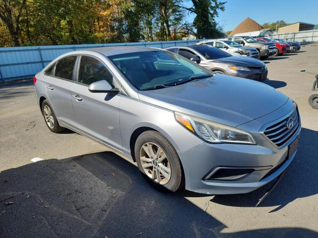 Photo 4 from auction – 2016 HYUNDAI SONATA SE with VIN 5NPE24AF2GH386847
