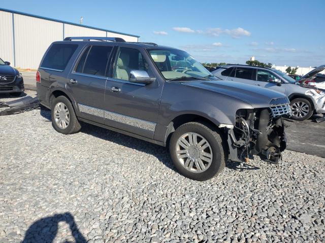 Photo 4 from auction – 2013 LINCOLN NAVIGATOR with VIN 5LMJJ2H57DEL01296