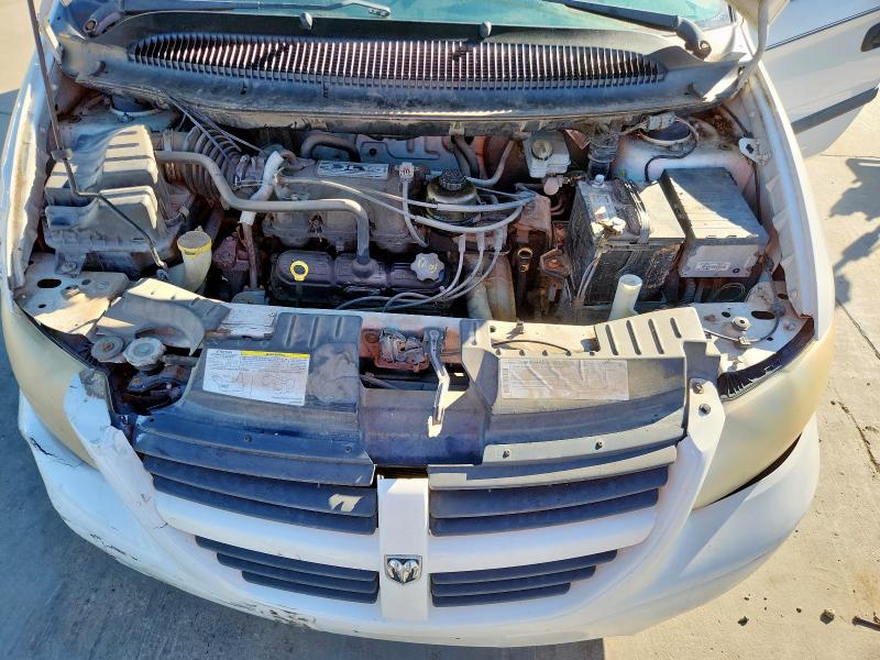 Photo 12 from auction – 2005 DODGE CARAVAN SE with VIN 1D4GP25R55B186775