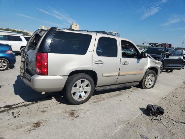 Photo 3 from auction – 2007 GMC YUKON with VIN 1GKFC13097R420904