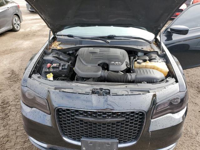 Photo 11 from auction – 2018 CHRYSLER 300 S with VIN 2C3CCAGG0JH279321