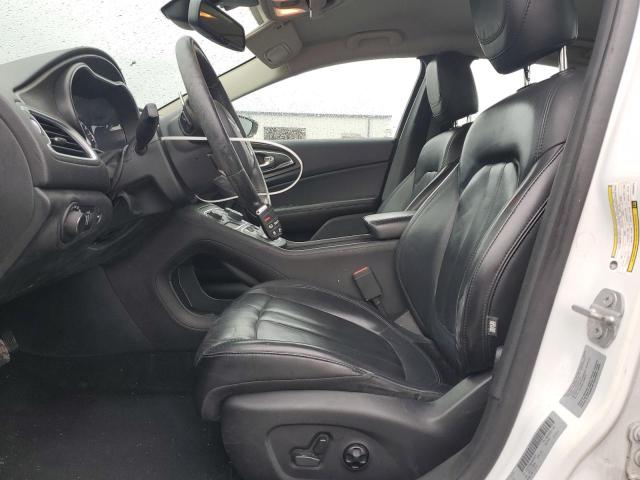 Photo 7 from auction – 2017 CHRYSLER 200 LIMITE with VIN 1C3CCCAG6HN503875