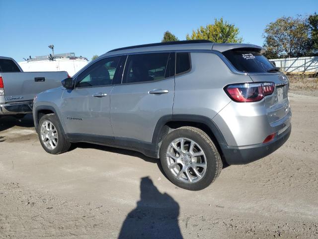 Фото 2 с аукциона – 2022 JEEP COMPASS LA с VIN 3C4NJDFB8NT117760
